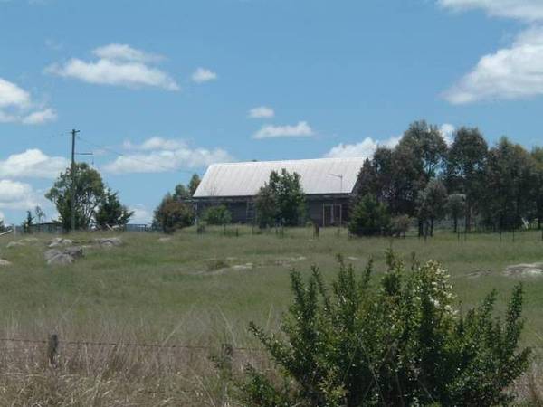 Barnstyle Residence Picture