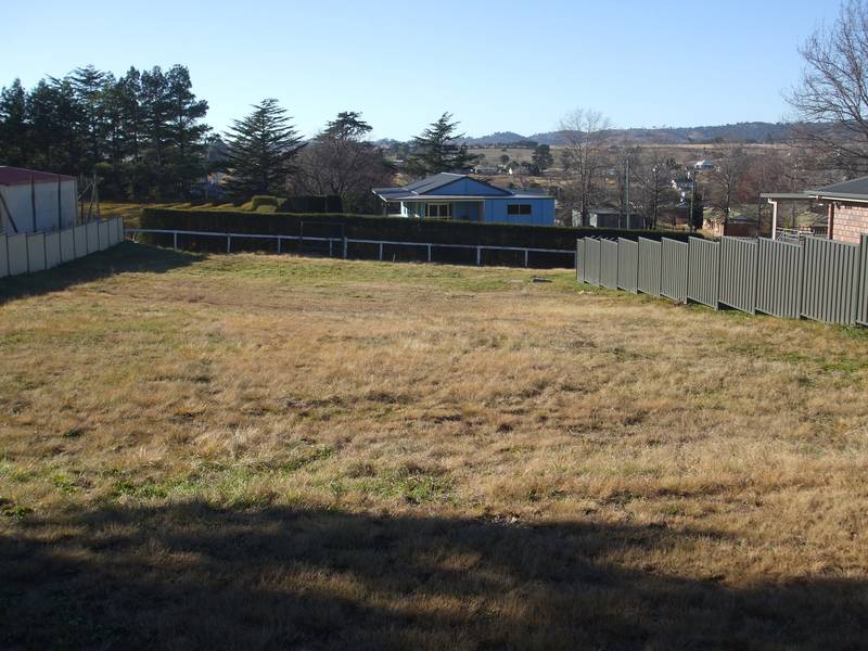 Land to suit your size home Picture 3