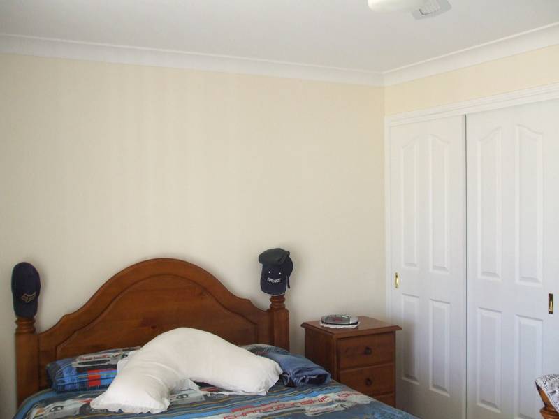 Stylish and Spacious! Picture 3