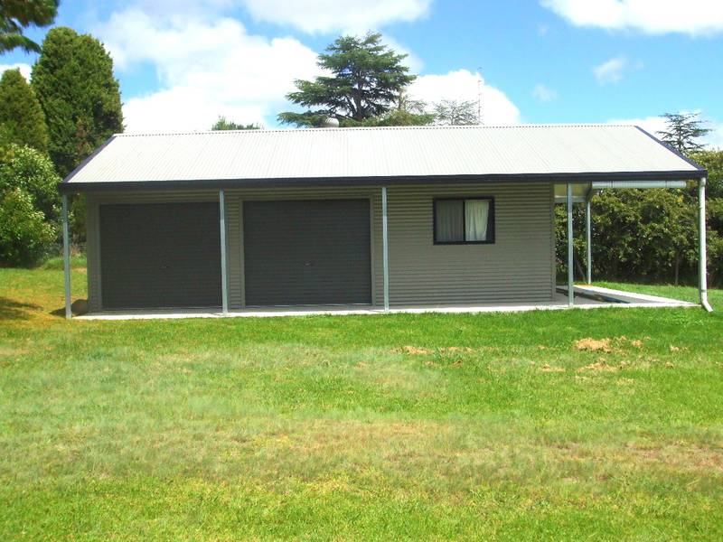 Vacant Block with Building Potential Picture 2