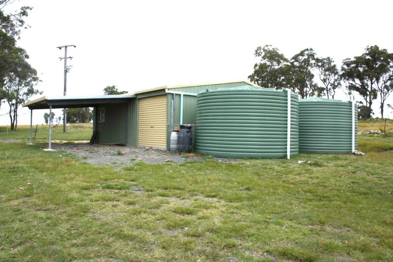 Close to town Picture 1