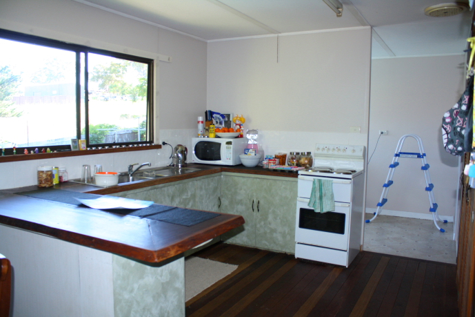 Large Family Home Picture 2