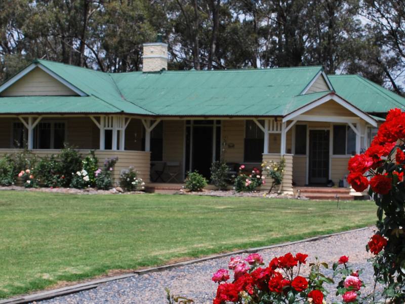 Tenterfield Classic Bungalow Picture 1