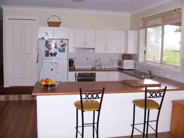 Sit back relax and enjoy the views Picture 3