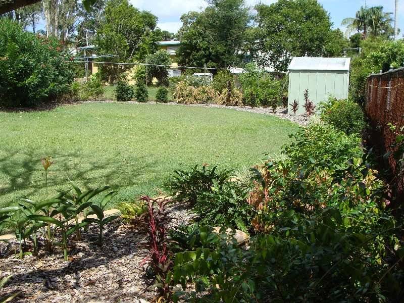 Want a BIG backyard? Picture 1