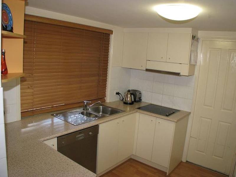 Stop Searching - Perfect Position in the Perfect Location! Picture 3