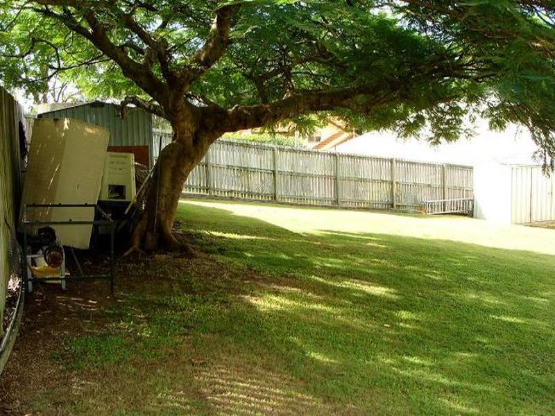 What a Pretty Home on 809sqm! Picture 3