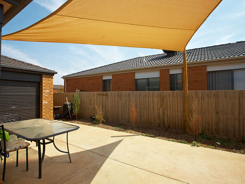 Large Family Home, Smart Investment Picture 2