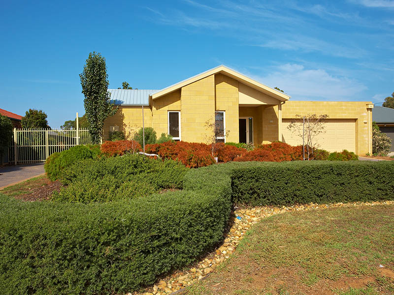 River Sanctuary, Werribee's Finest Location! Picture 1