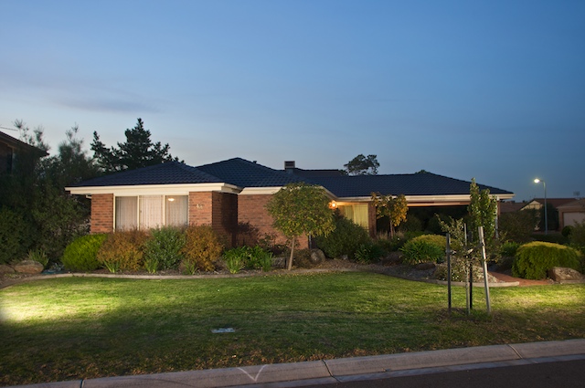 Central Cambridge Family Splendour Picture 1