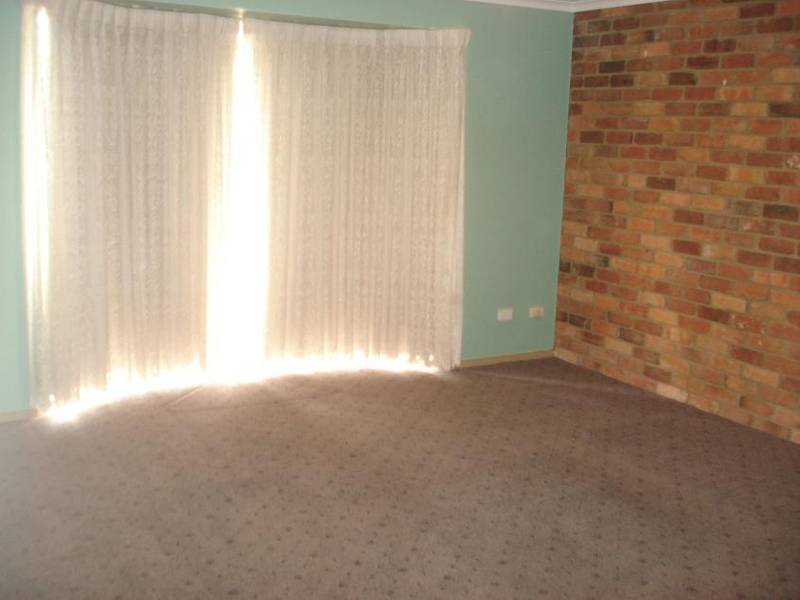 Cutest Home Sweet Home, Low Maintenance Lifestyle! Picture 3