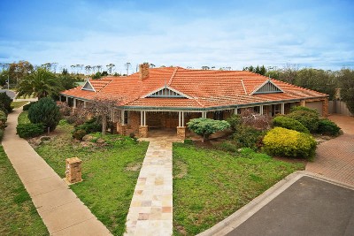 Sumptuous Luxury Grandeur Complete With Stunning Park Views In An Exclusive Location Picture