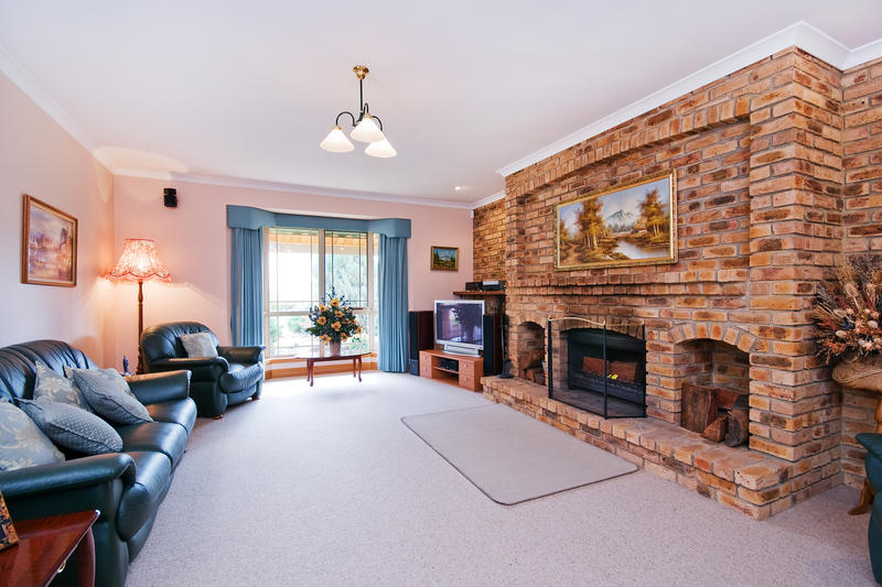 Sumptuous Luxury Grandeur Complete With Stunning Park Views In An Exclusive Location Picture 3