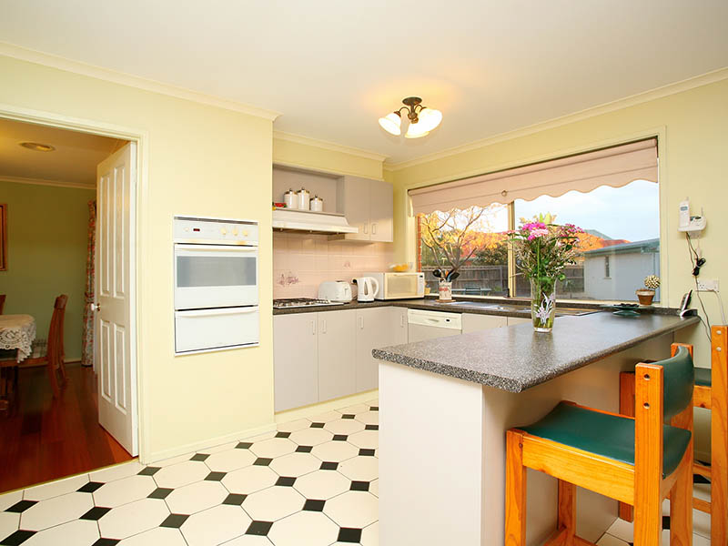 Executive Style, Quality Living. Picture 3