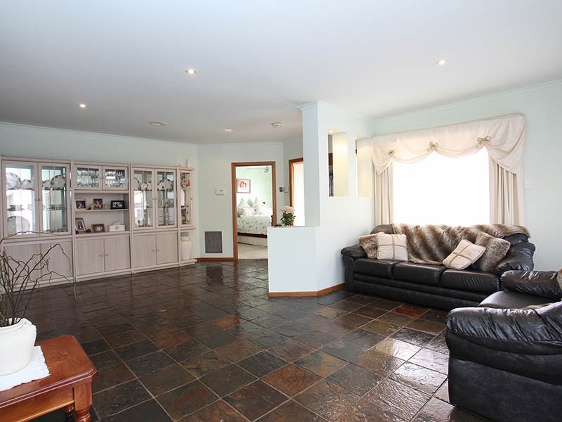 Neat & Complete Picture 2