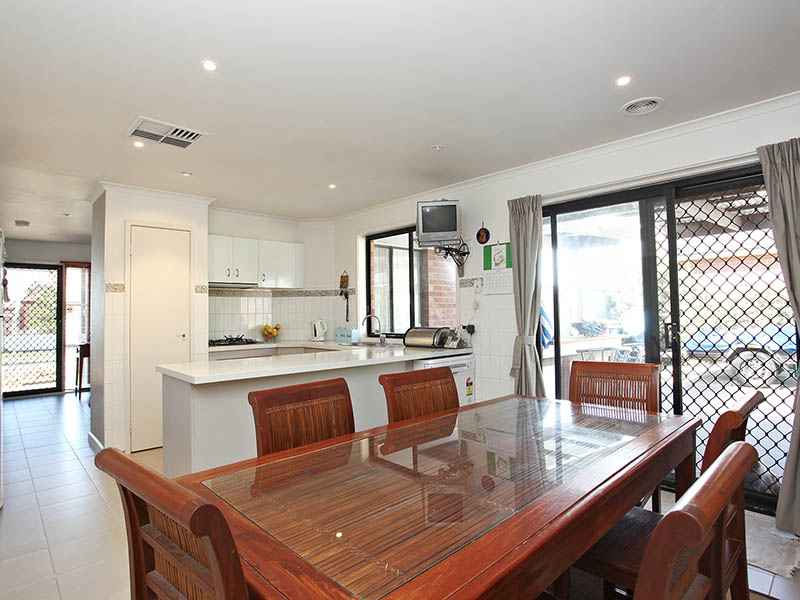 Quality That's Hard To Find Picture 2