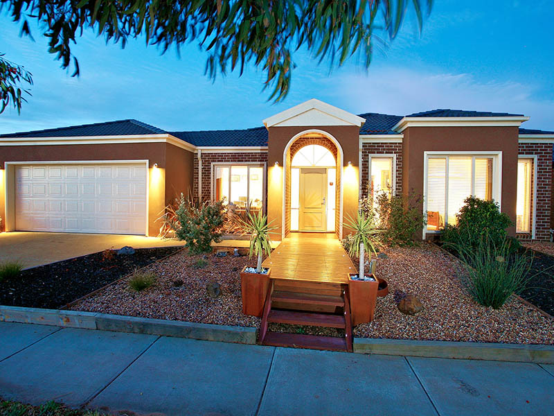 Exquisite Family Sized Grandeur In Rosegrange Picture 1