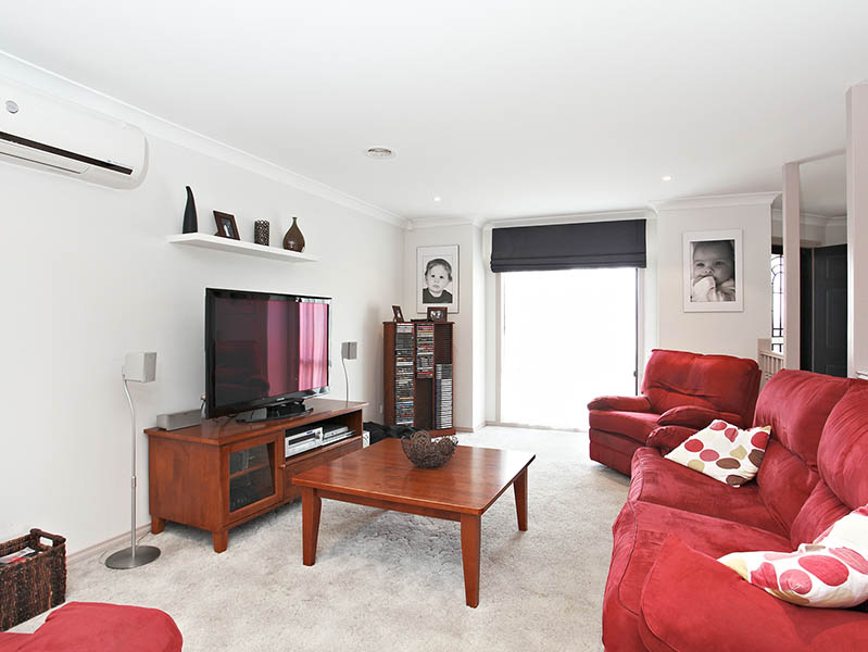 Pristine Presented Family Home With All The Work Done! Picture 3