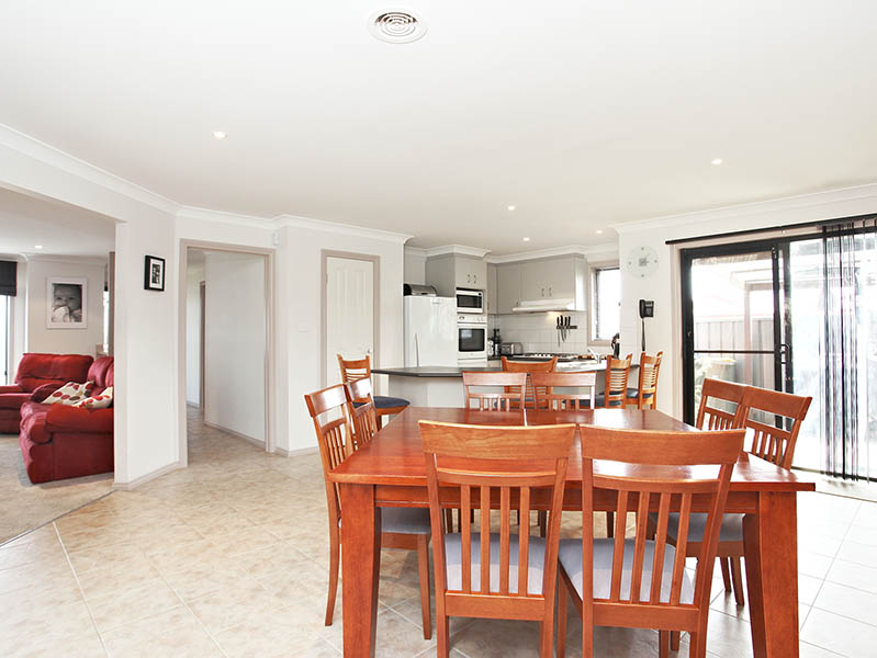 Pristine Presented Family Home With All The Work Done! Picture 2