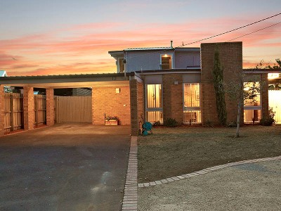 Architecturally Designed & Thermally Efficient Picture Architecturally Designed & Thermally Efficient Picture