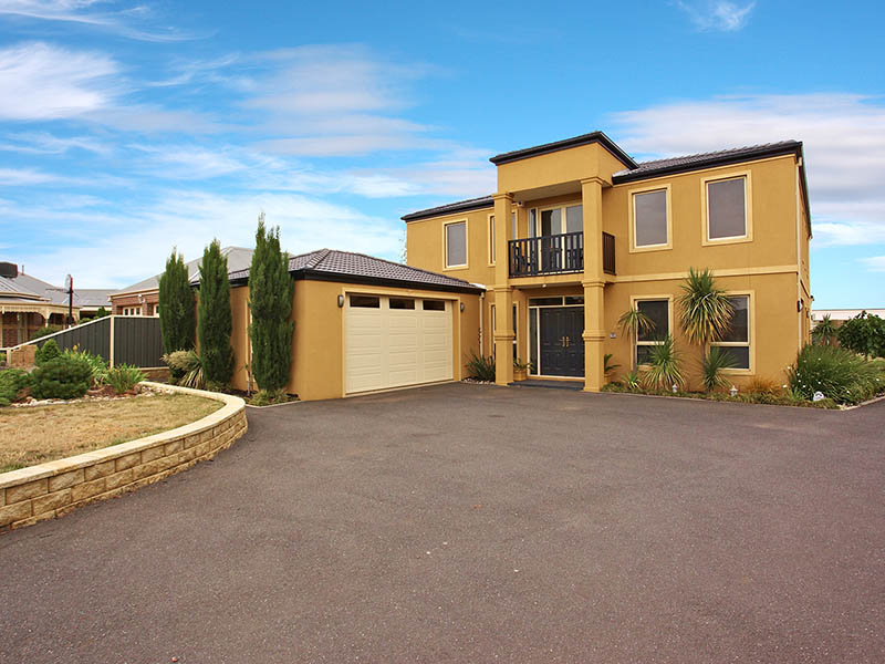 Tuscan Elegance, Classy Grandeur In Ashley Gardens On 1456m2 Land Picture 1