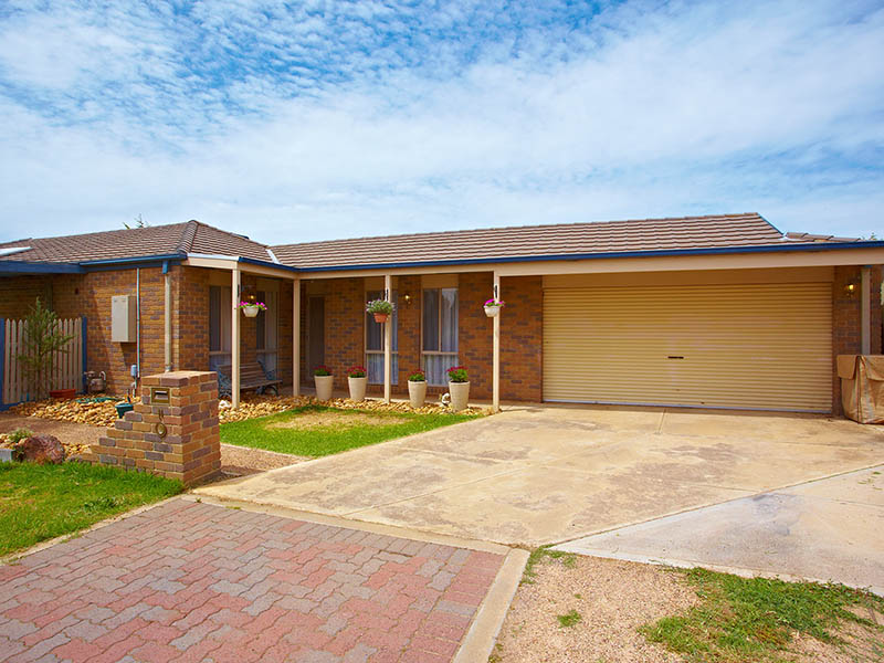 It's Got All Of The "I Wants"!! Picture 1