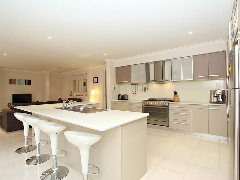 Stunning Contemporary Design Picture 3