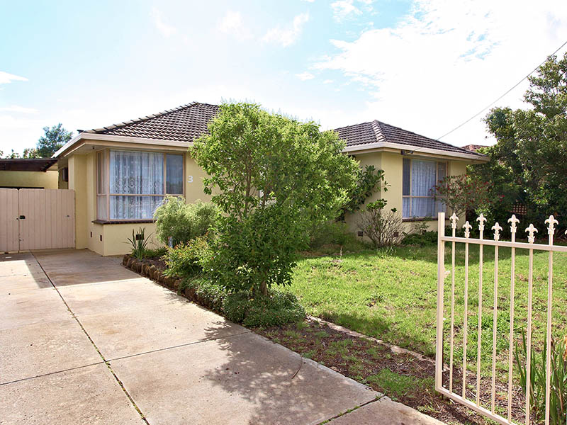 Renovated Charmer! Picture 1