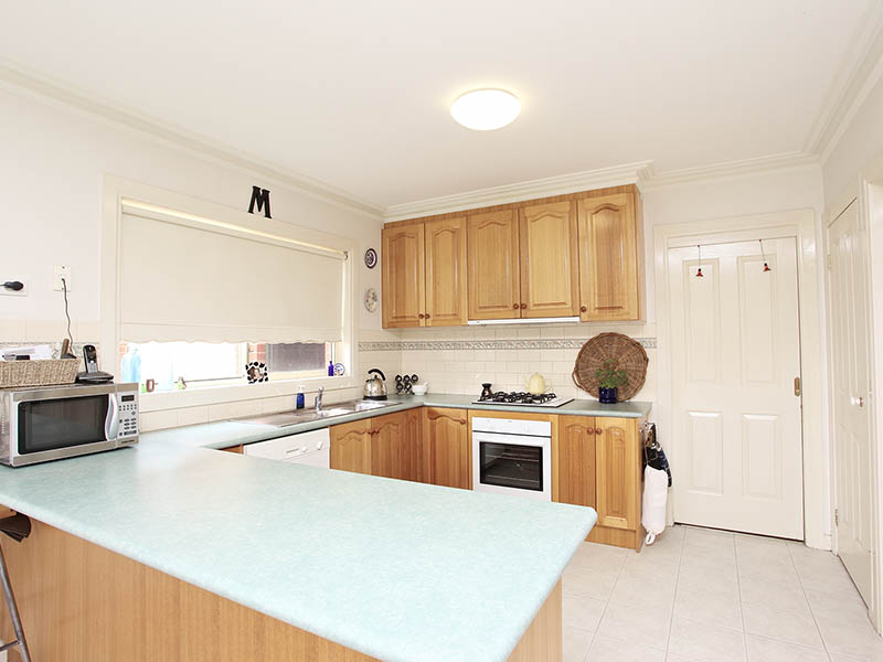 Lovely Federation Townhouse Picture 2