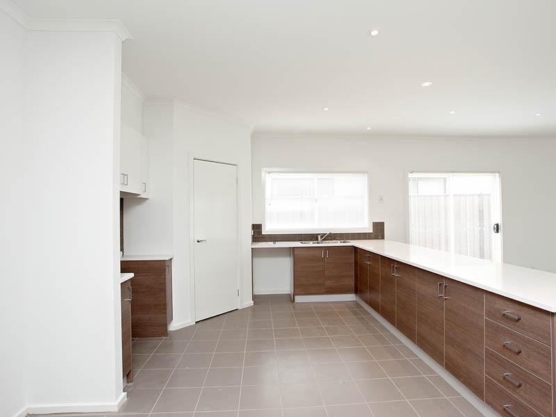 Rise Above The Pack Picture 2