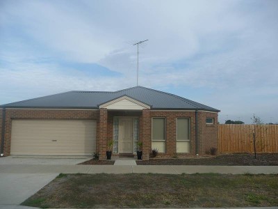 Three Bedroom Townhouse Picture