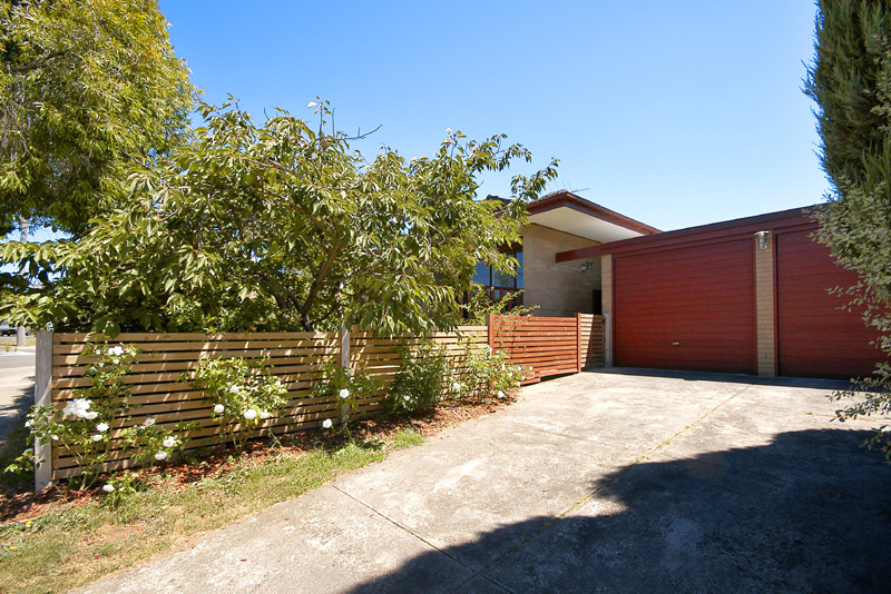 A TRULY REMARKABLE OFFERING Picture 1