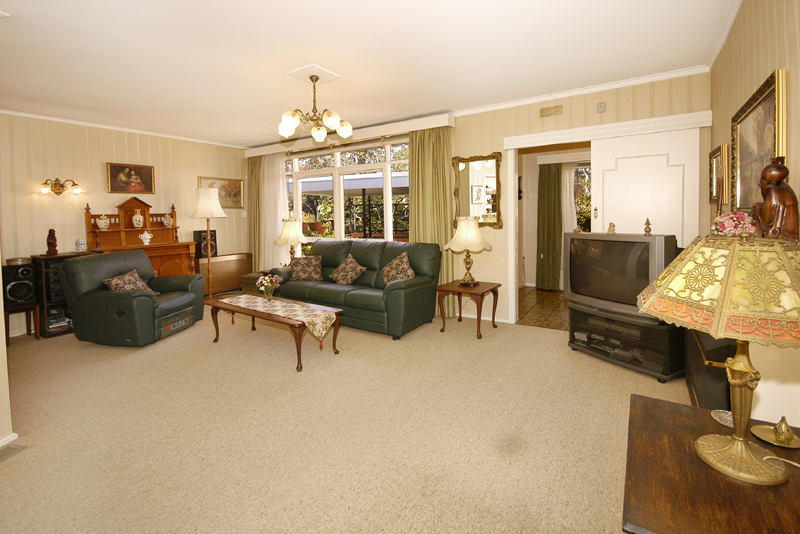 Family Haven with Character and Potential Picture 3