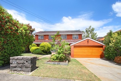 Family living at its best Picture