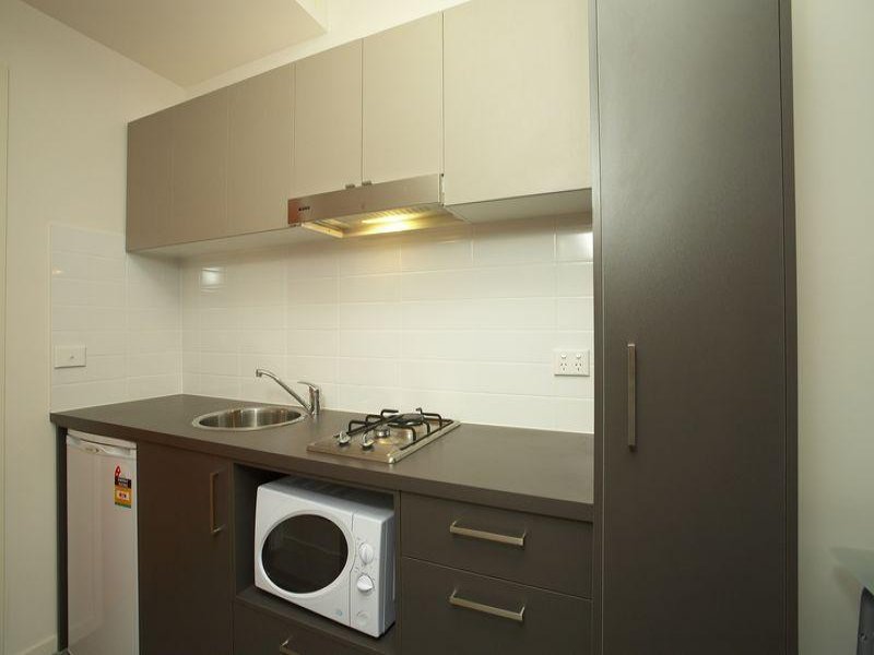 Monash University - Caulfield Campus - OWNER SAYS SELL! Picture 2