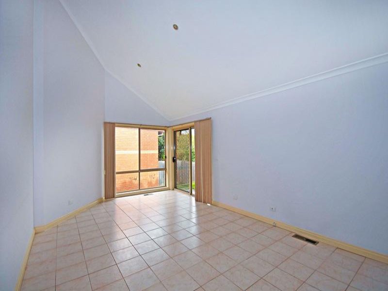 2 Bedroom townhouse in the Mount Waverley School Zone Picture 3