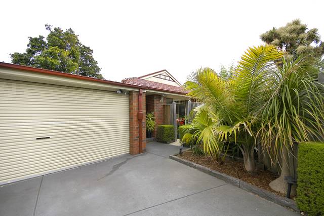 Affordable Easy Living Walking Distance To Everything Picture 1