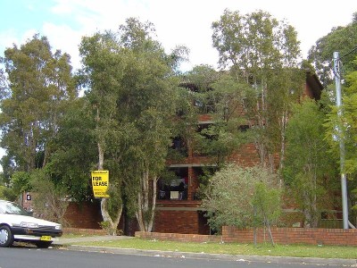 BUS AT DOOR Picture BUS AT DOOR Picture