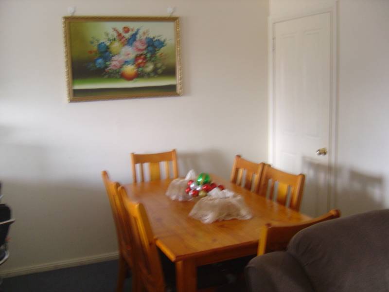 LOCATED IN HANDY LOCATION Picture 3