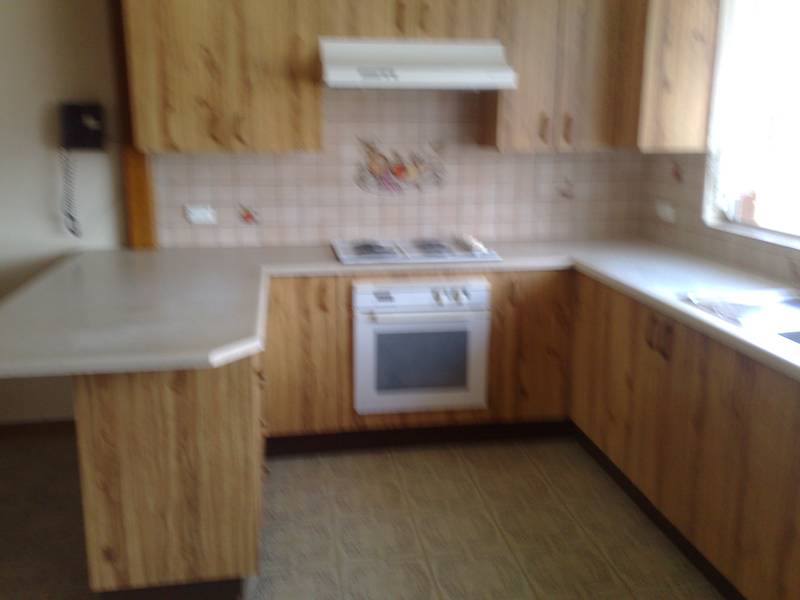 Move straight in Picture 2