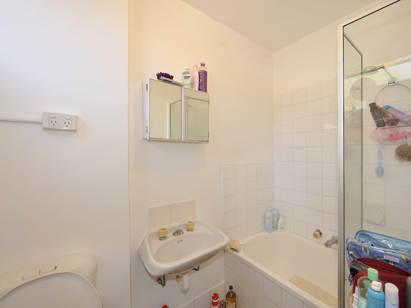 Delightful one bedroom apartment Picture 3