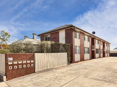 Wall to Wall Value Picture