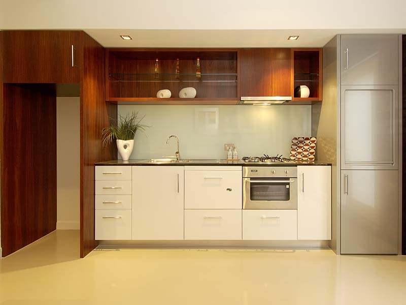 Trendy two level townhouse in Pentridge Piazza Picture 1