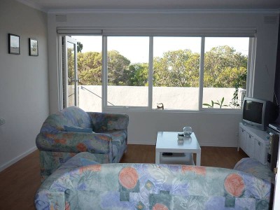 Fully Renovated Large 2 Bedroom Apartment Picture Fully Renovated Large 2 Bedroom Apartment Picture