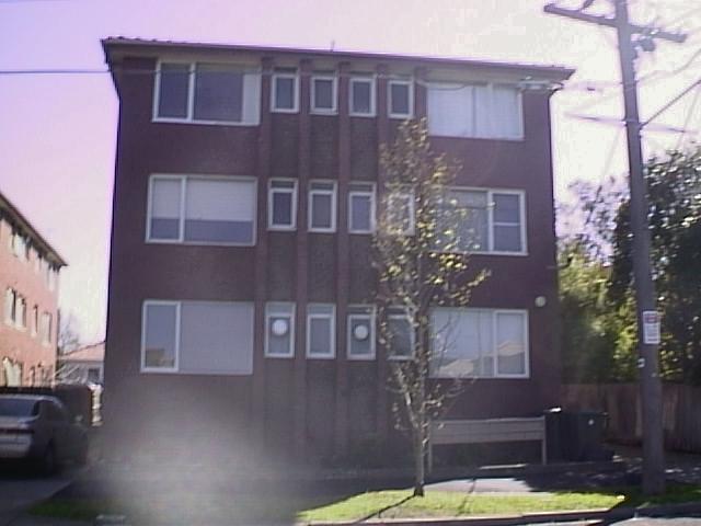 Cosy & Bright Flat in good location Picture 1