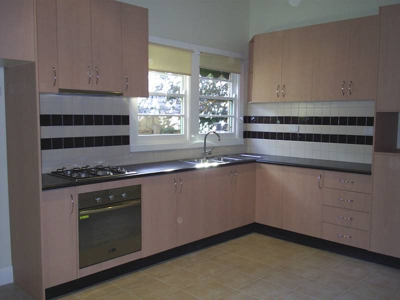 Well located cosy home Picture 2