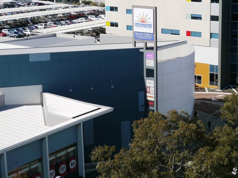 BRAND NEW OFFICE - SHOWROOM - RETAIL SPACE Picture 3