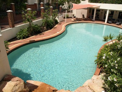 POOLSIDE RETREAT Picture