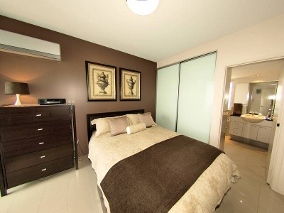 Central & Stylish SOHO - Top Level Luxury Picture