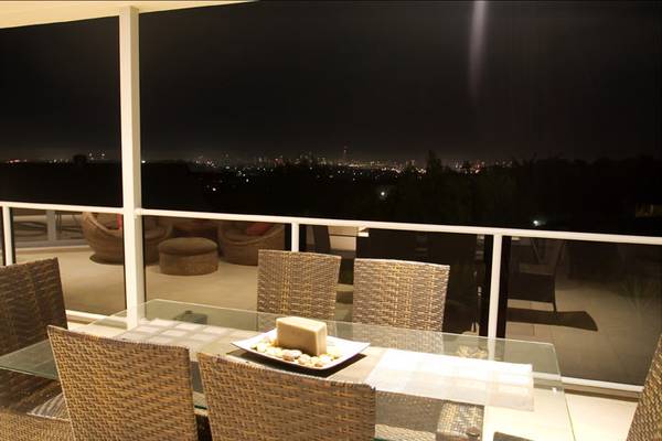 A Designer Showpiece Picture